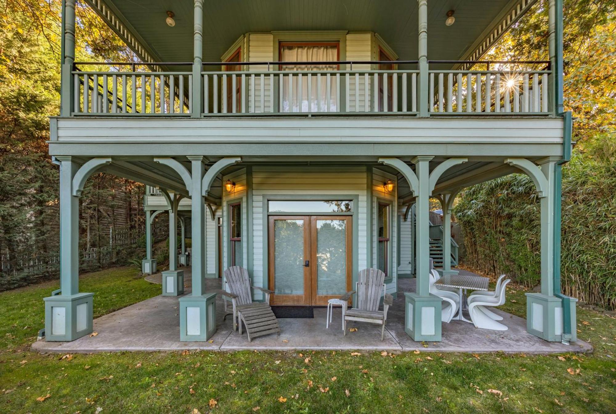 Roe Parker House Home 胡德里弗 外观 照片